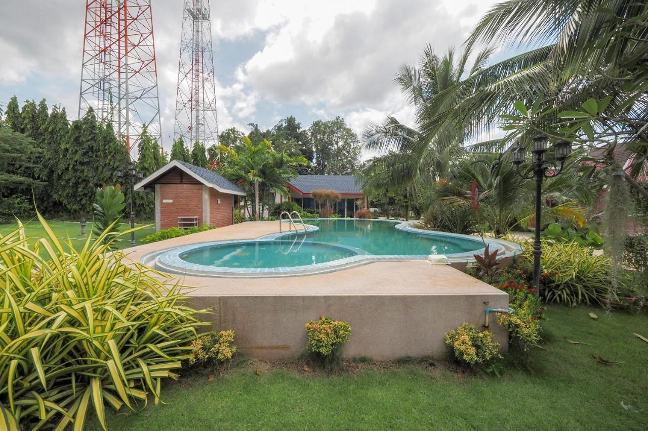 Oyo 75339 Full Frame Resort Kanchanaburi Bagian luar foto